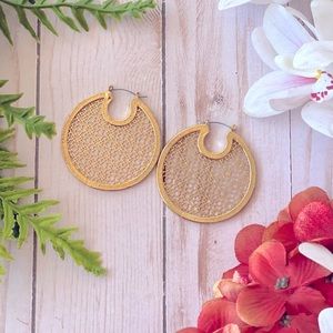 Gold Earrings 👂